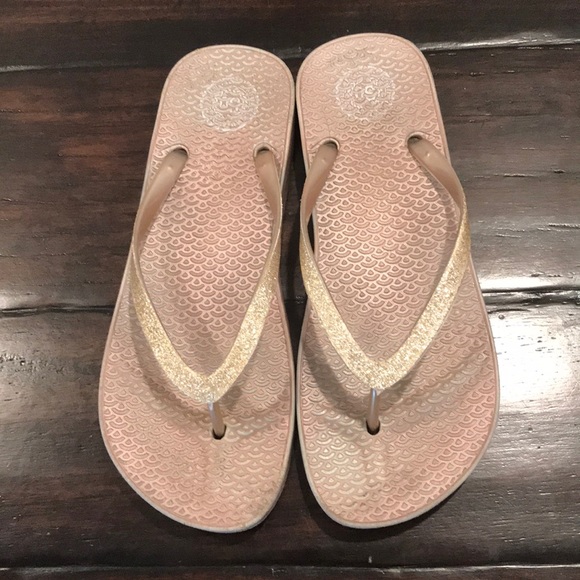 so flip flops glitter